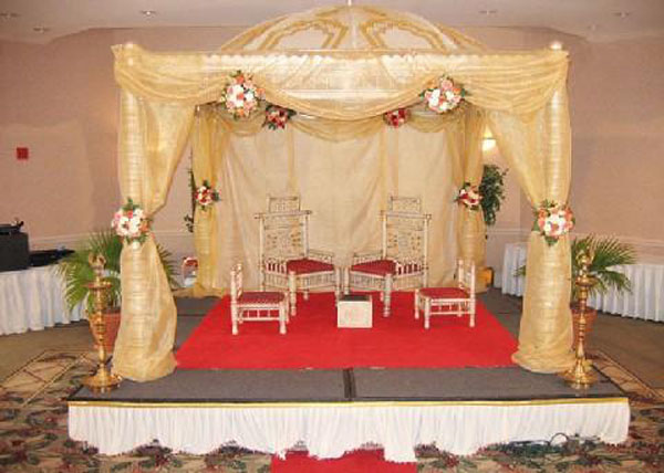 mandap10 Gold sonal.jpg